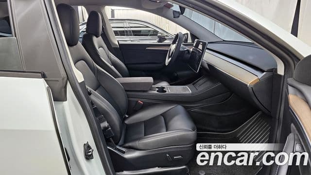 Tesla модель Y, 2023 11