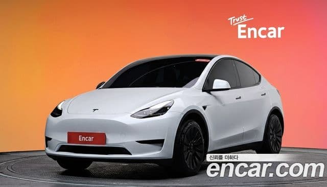 Tesla модель Y, 2023 1