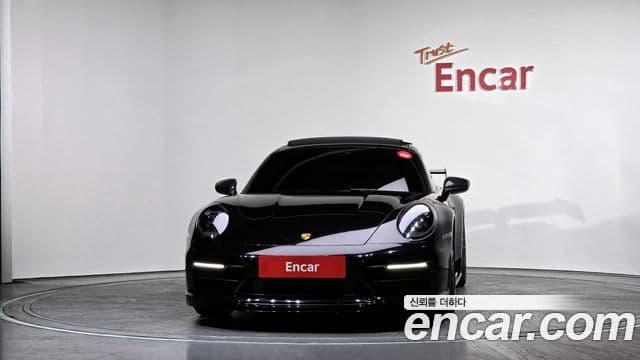 Porsche 911 (992) Carrera 4 GTS, 2022 3
