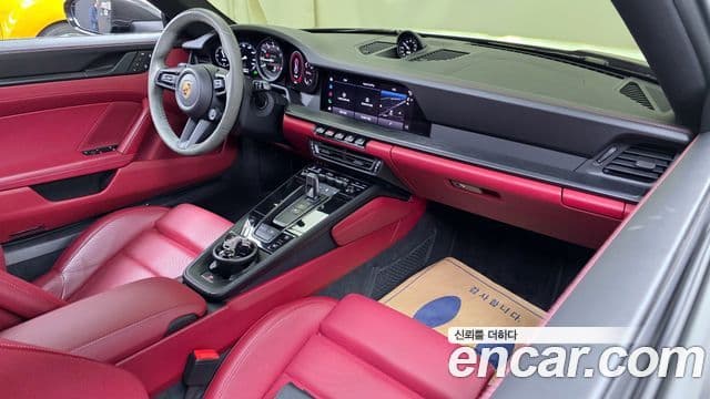 Porsche 911 (992) Carrera 4 GTS, 2022 7