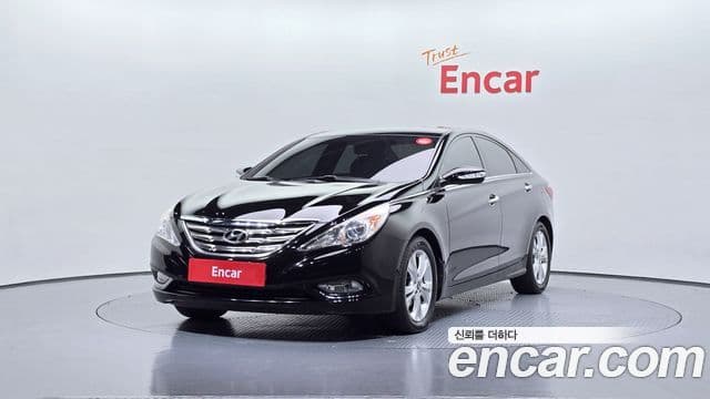 Hyundai YF Sonata Premier, 2011 1