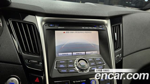 Hyundai YF Sonata Premier, 2011 16