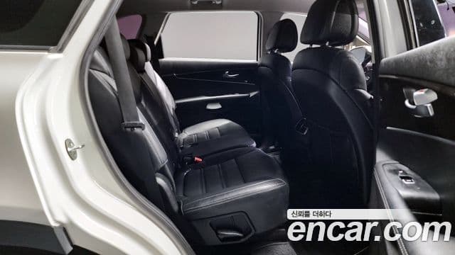 Kia All New Sorento Prestige, 2017 12