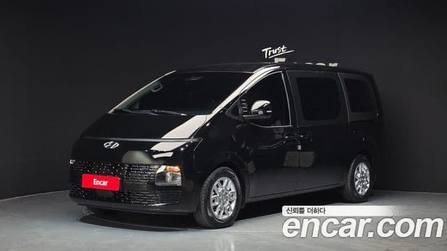 Hyundai Staria Modern, 2022 1