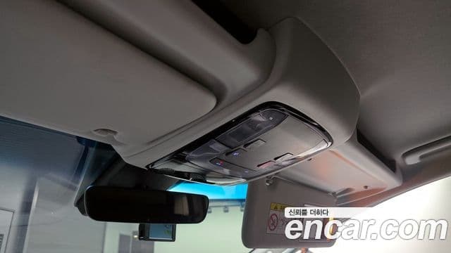 Hyundai Staria Modern, 2022 18