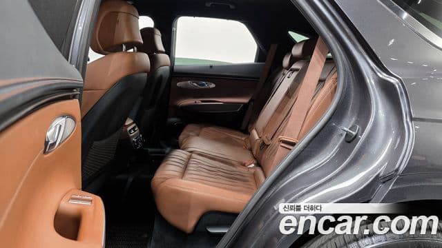 Genesis GV70, 2023 12