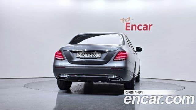 Mercedes-Benz E-класс W213 Avantgarde, 2019 4