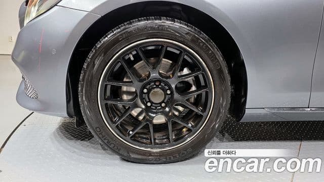 Mercedes-Benz E-класс W213 Avantgarde, 2019 все фото