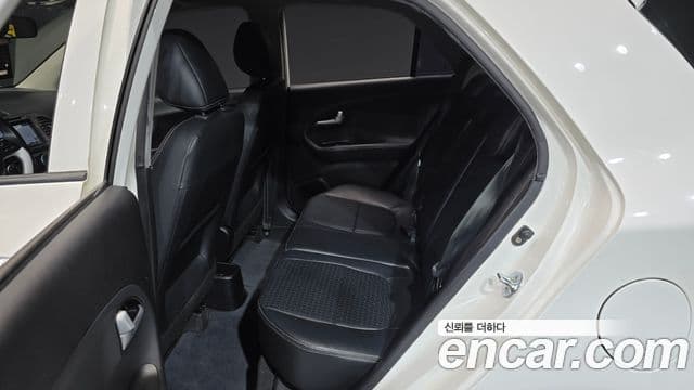 Kia The / новый New Morning Luxury, 2016 12