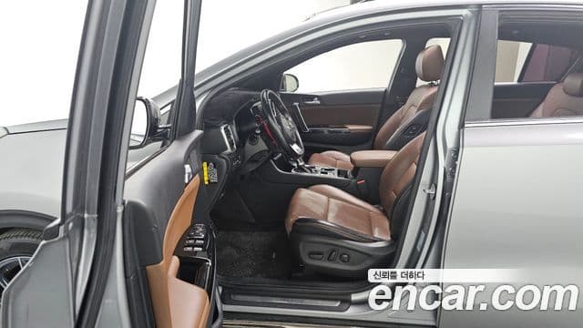 Kia Sportage The / новый Bold Intelligent, 2019 10