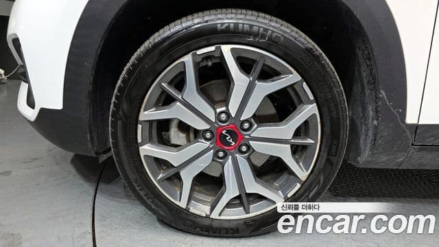 Kia Seltos Signature, 2023 все фото