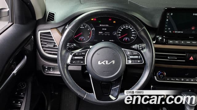 Kia Seltos Signature, 2023 17