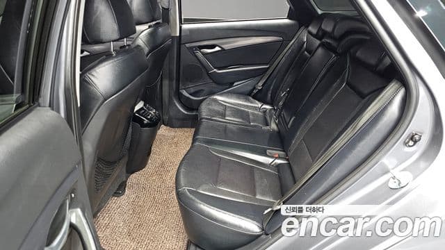 Hyundai i40 Premium, 2012 12