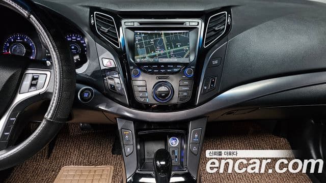 Hyundai i40 Premium, 2012 15