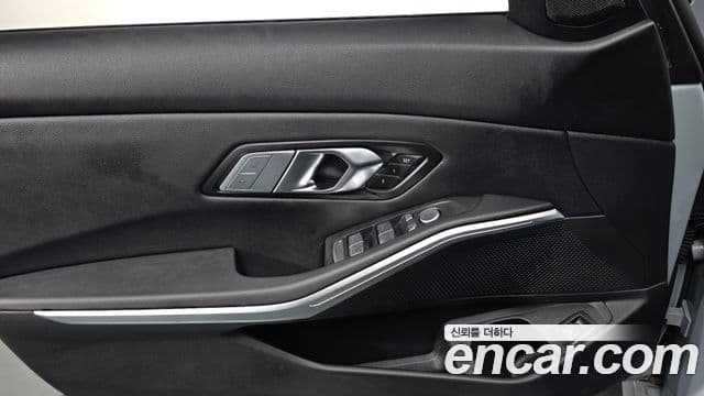 BMW 3시리즈 (G20) 320i Туринг (Touring) M Sport, 2023 18