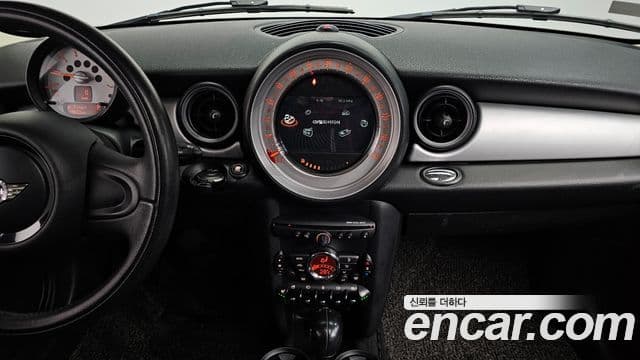 Mini Cooper D 클럽맨 1세대, 2014 14