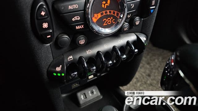 Mini Cooper D 클럽맨 1세대, 2014 17