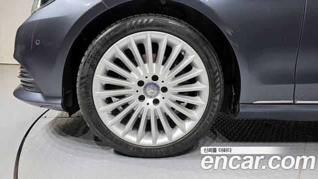 Mercedes-Benz E-класс W212 E300 Elegance, 2016 все фото