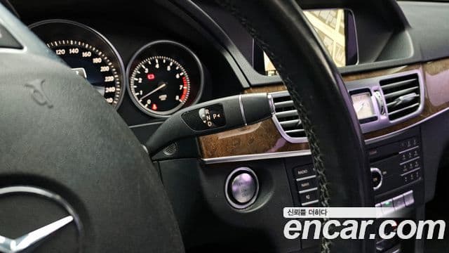 Mercedes-Benz E-класс W212 E300 Elegance, 2016 9