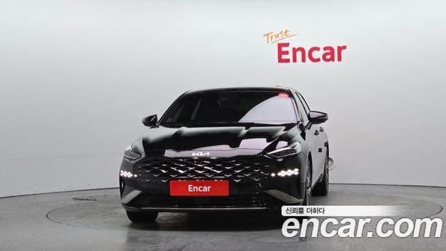 Kia K8 Signature, 2022 3