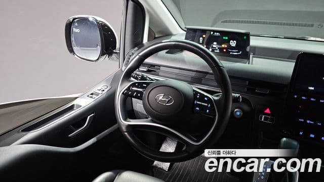 Hyundai Staria Modern, 2024 13