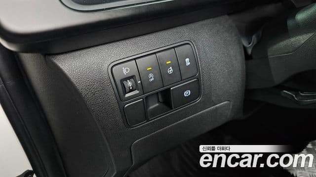 Hyundai Staria Modern, 2024 16