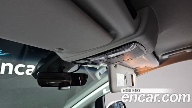 Hyundai Staria Modern, 2024 17