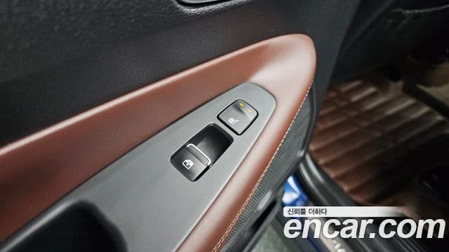 Hyundai Santa Fe TM Inspiration, 2019 18