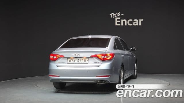 Hyundai LF Sonata Style, 2015 4