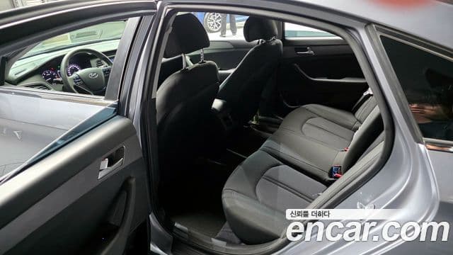 Hyundai LF Sonata Style, 2015 11