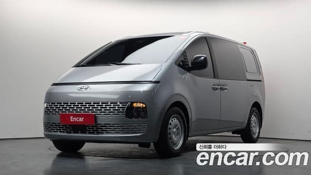 Hyundai Staria Smart, 2024 1
