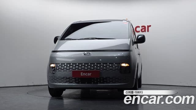 Hyundai Staria Smart, 2024 3
