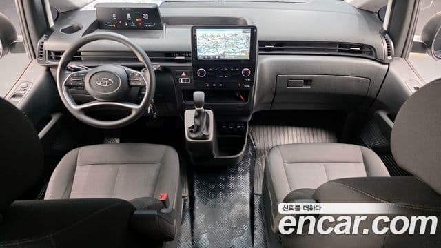 Hyundai Staria Smart, 2024 7