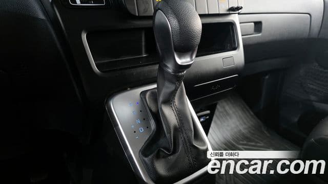 Hyundai Staria Smart, 2024 9