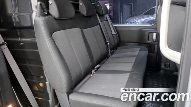 Hyundai Staria Smart, 2024 12