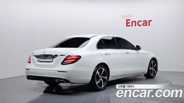 Mercedes-Benz E-класс W213 Avantgarde, 2020 2