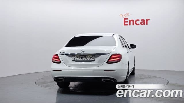 Mercedes-Benz E-класс W213 Avantgarde, 2020 4