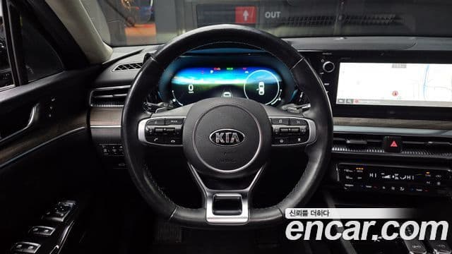 Kia K5 3세대 Signature, 2021 13