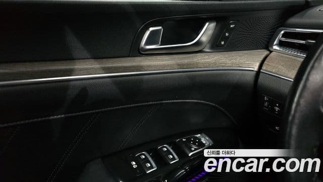 Kia K5 3세대 Signature, 2021 17