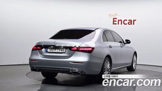 Mercedes-Benz E-класс W213 Exclusive, 2022 2