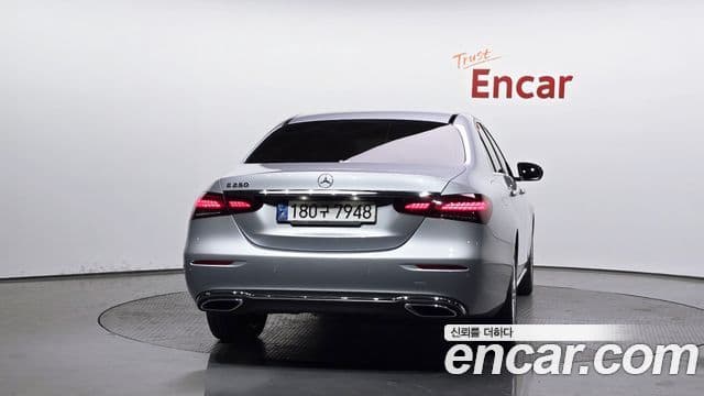 Mercedes-Benz E-класс W213 Exclusive, 2022 4