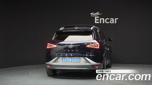 Hyundai NEXO Premium, 2024 4