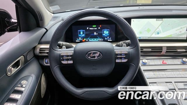 Hyundai NEXO Premium, 2024 13