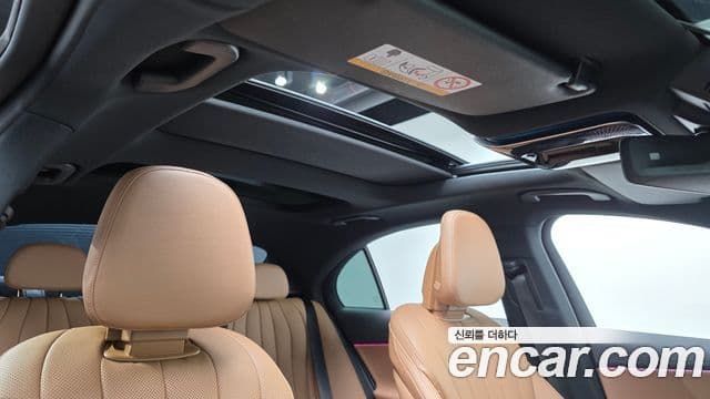 Mercedes-Benz E-класс W214 AMG Line, 2025 17