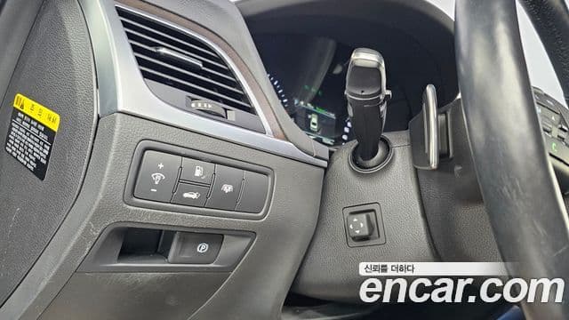 Genesis G80 Premium Luxury, 2017 15