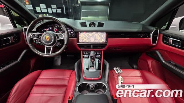 Porsche Cayenne (PO536), 2021 7