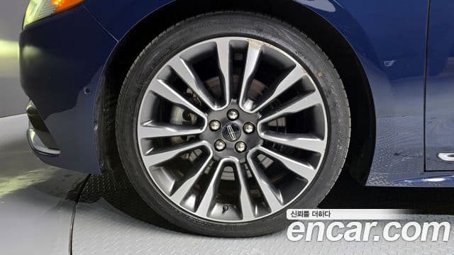 Lincoln Continental 10세대, 2019 все фото