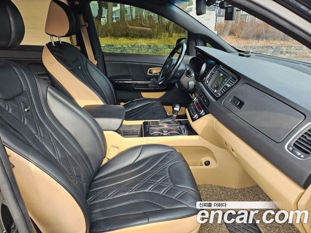 Kia All New Carnival 9인승 High Limousine(компания по спецнадстройкам), 2018 14