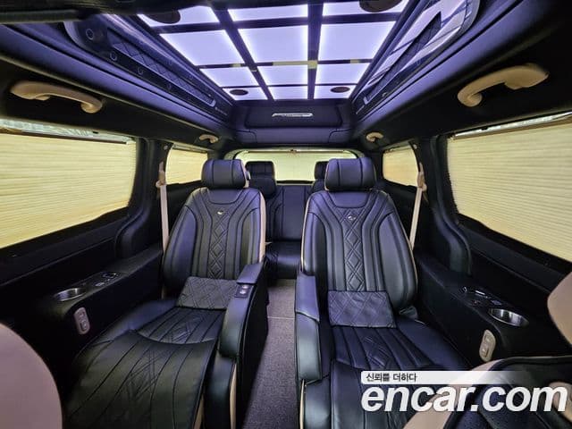 Kia All New Carnival 9인승 High Limousine(компания по спецнадстройкам), 2018 19