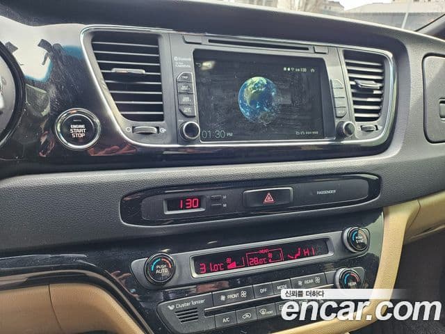 Kia All New Carnival 9인승 High Limousine(компания по спецнадстройкам), 2018 20